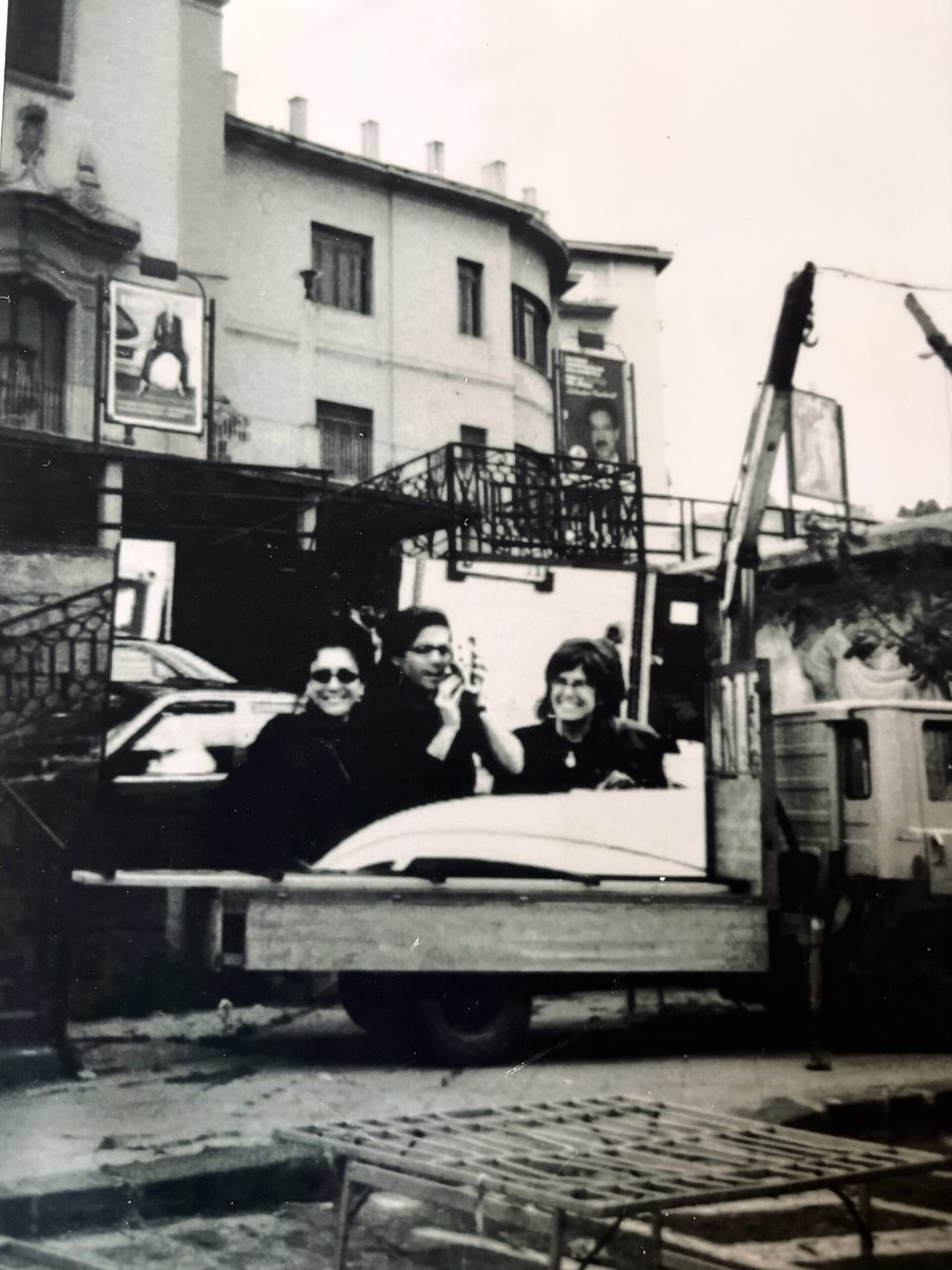 This is a brief post about the passing of photographer Sara Terry, a long-time friend who introduced me to Sicily.