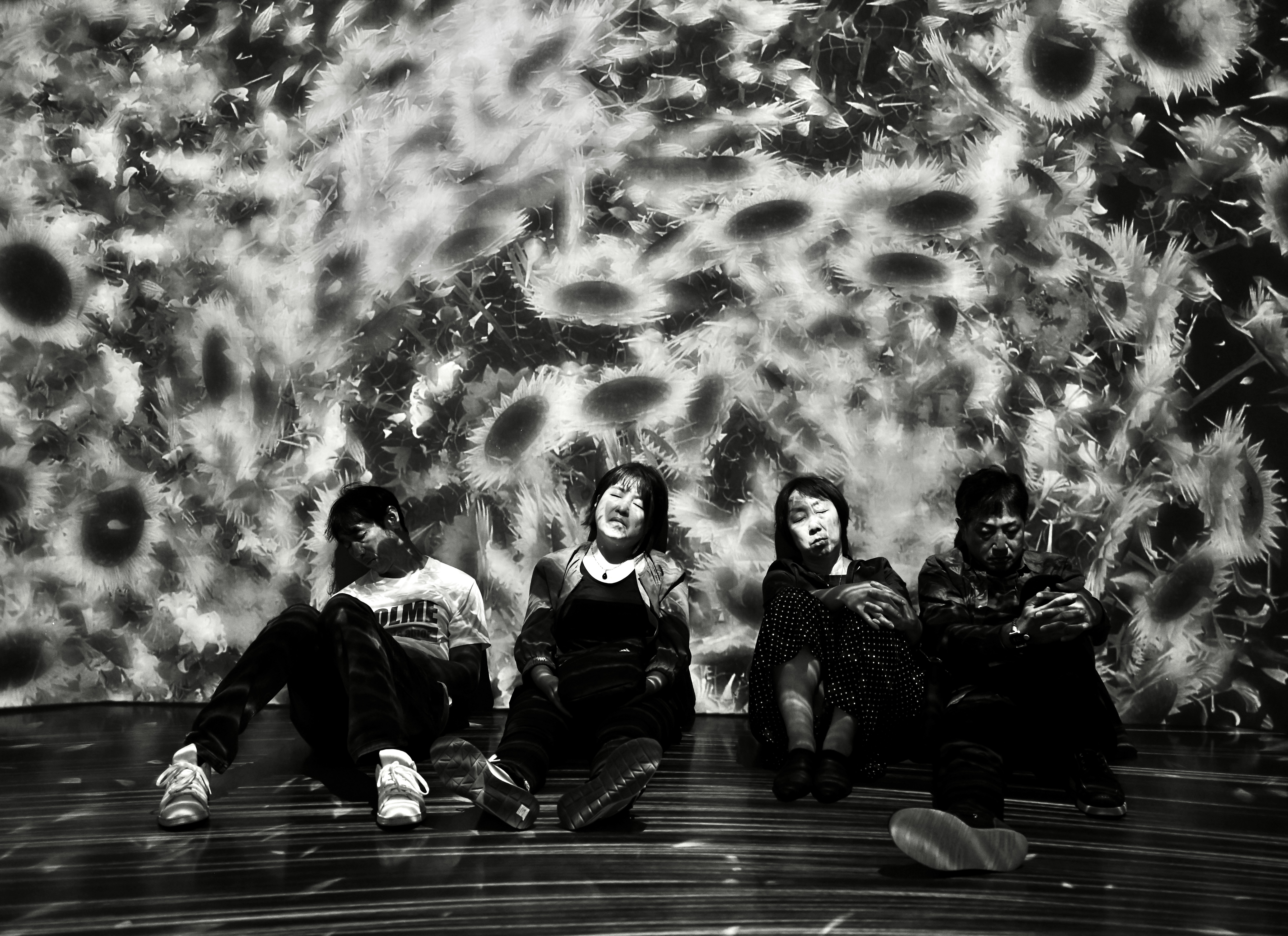 In April of next year, we will return to teach a second workshop. Elena, Amy, and I. Our first Japan class was good.