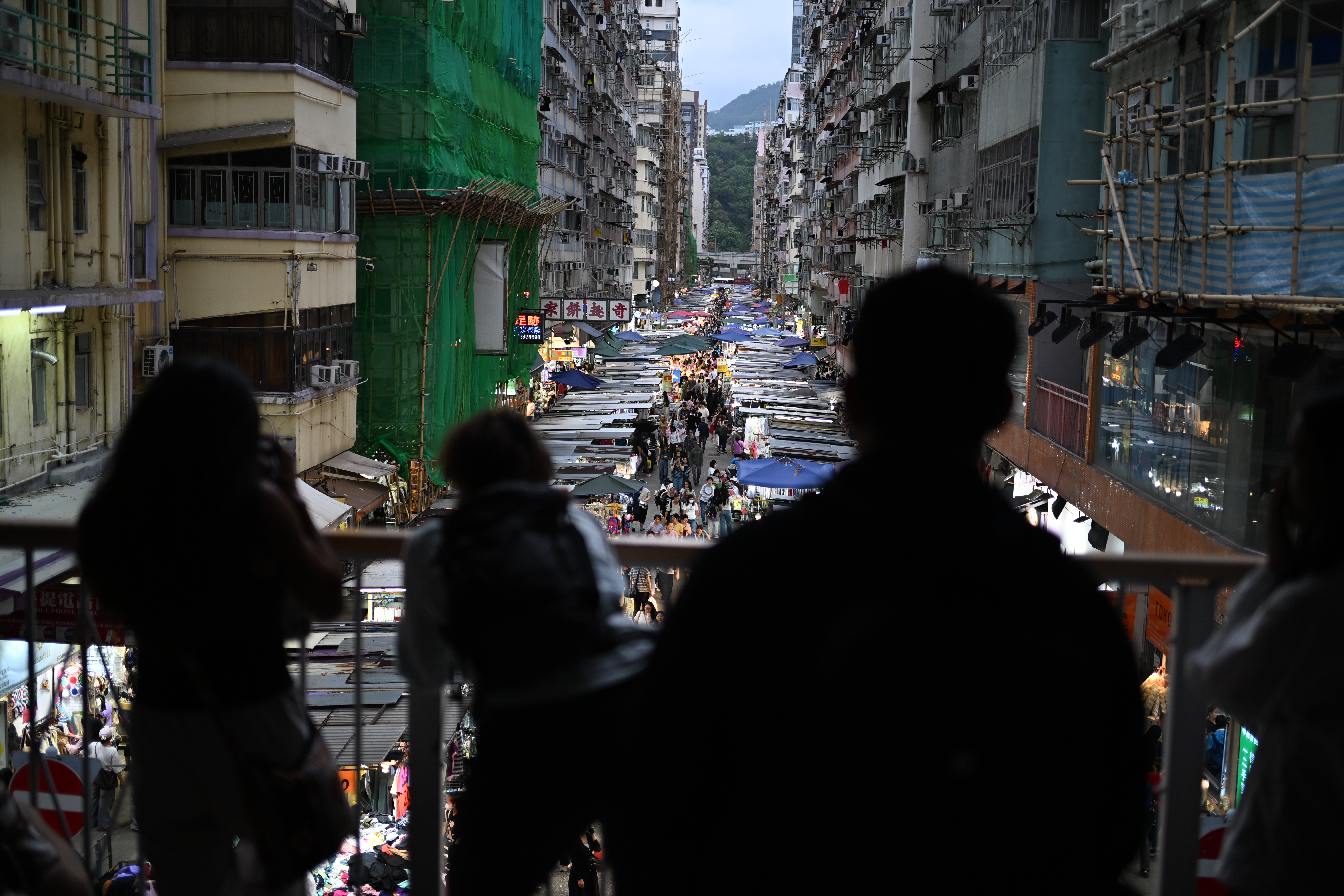 I'm in Hong Kong for the Cathay Camera Club. We are spending two days together shooting and talking photobooks. 